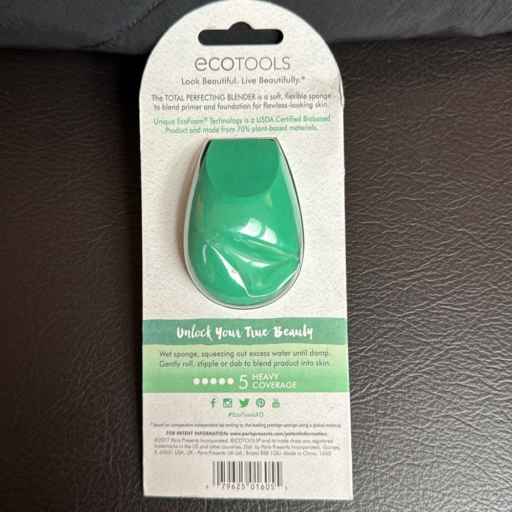 NEW In Packaging EcoTools Total Perfecting Blender Sponge - Picture 2 of 3
